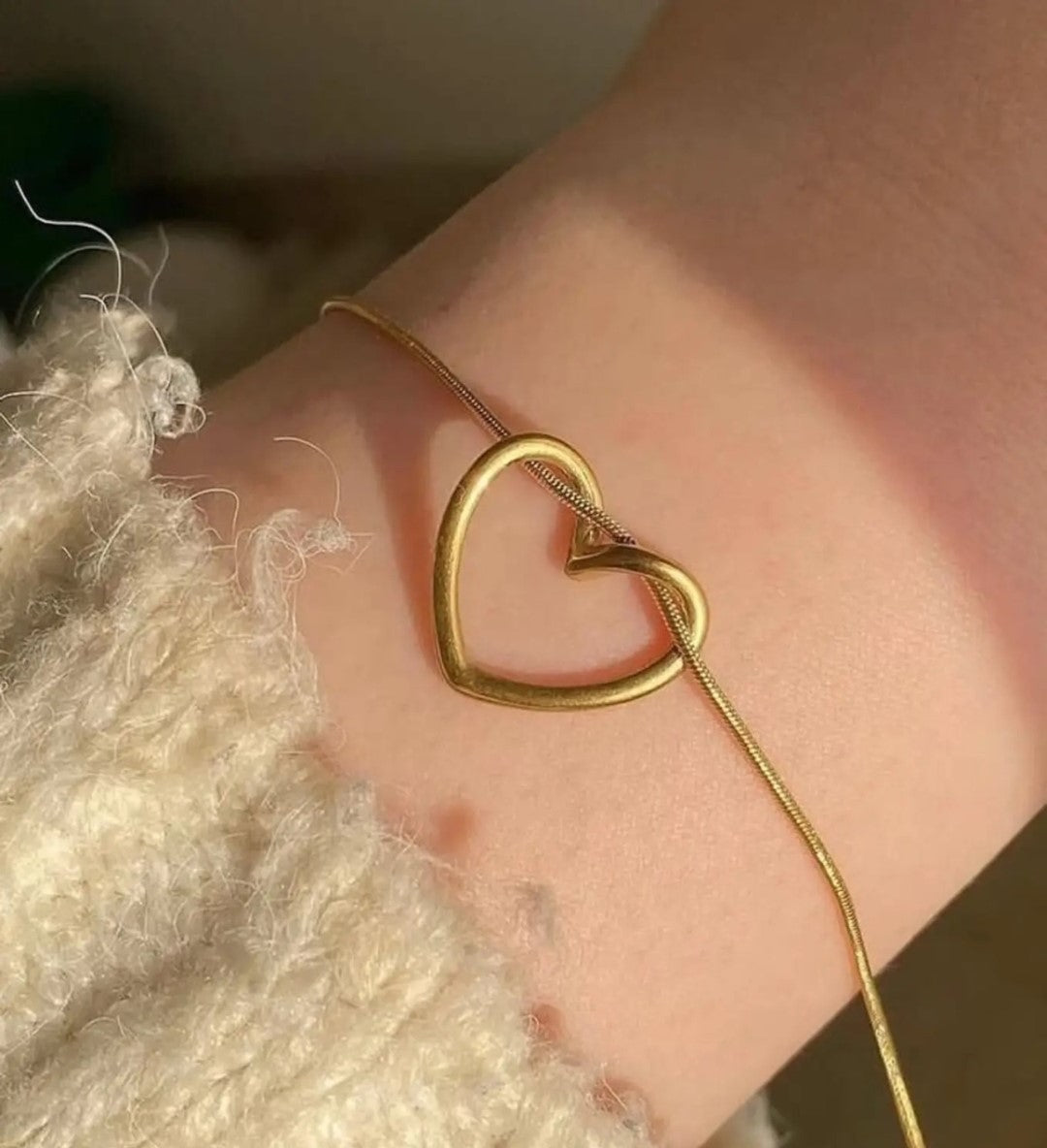 Gold Heart Bracelet