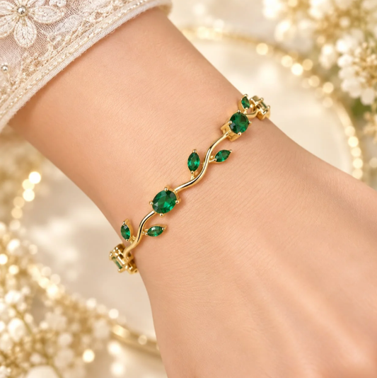 Green Tulip Bracelet – Cute Floral Charm Jewellery