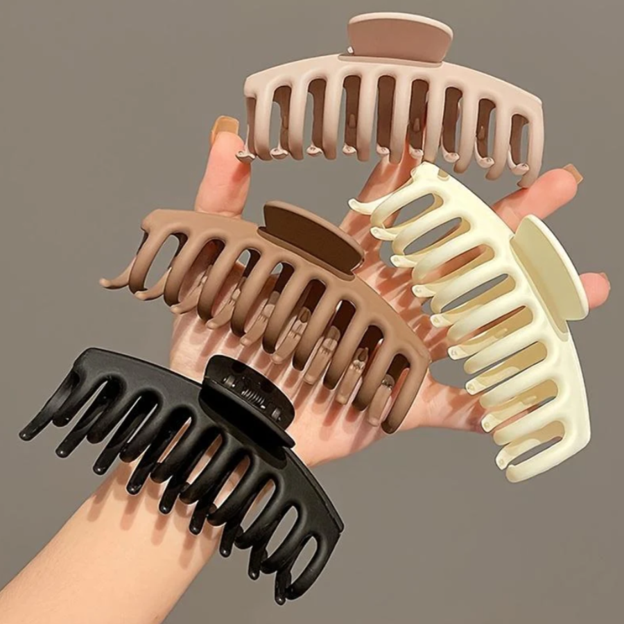 Large Matte Comb Claw Clip – Stylish Everyday Hair Accessory